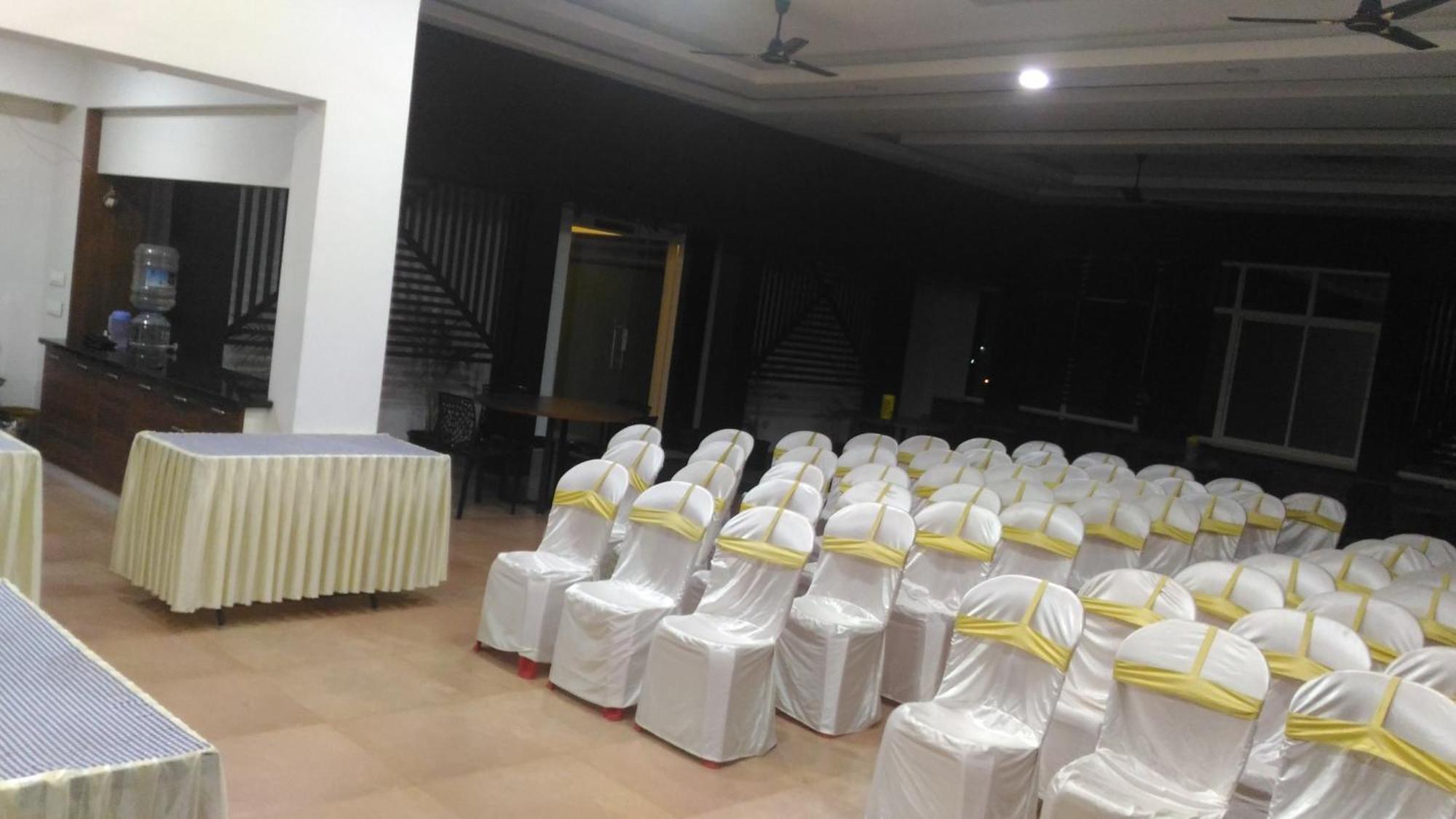 The Southgate Business Hotel Thiruvananthapuram Eksteriør bilde